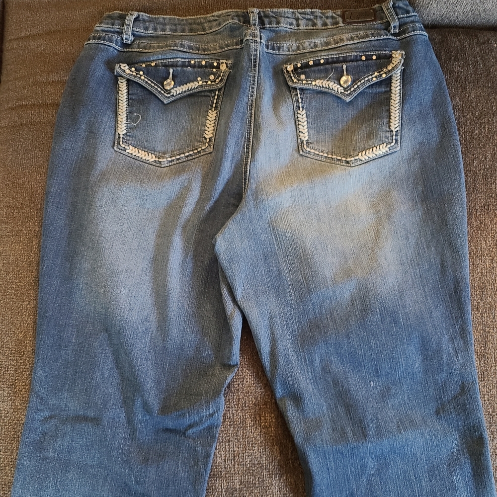Earl Jeans